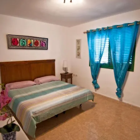Apartment Puerto Del Carmen Sleeps 3 Pool Wifi Puerto del Carmen (Lanzarote)