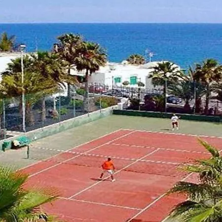 Puerto Del Carmen Sleeps 3 Pool Wifi Apartment Puerto del Carmen (Lanzarote)